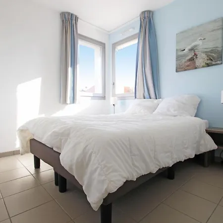 For 6 People With Balcony And Sea View בריי-דון