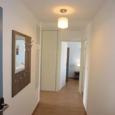 For 6 People With Balcony And Sea View * 브레뒨느
